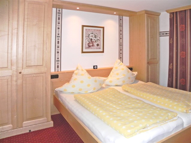 Berchtesgaden Ferienwohnung Haus Frechen Schlafzimmer3 Berchtesgaden Ferienwohnung Haus Frechen Schlafzimmer3
